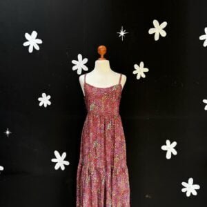 Vestido Sencillo de Tirantes con Olanes Largo
